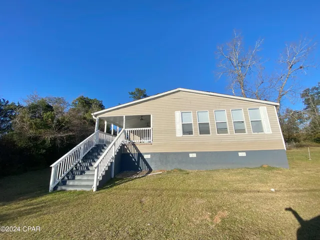 $199,900 | 7872 US 90, Sneads, FL 32460