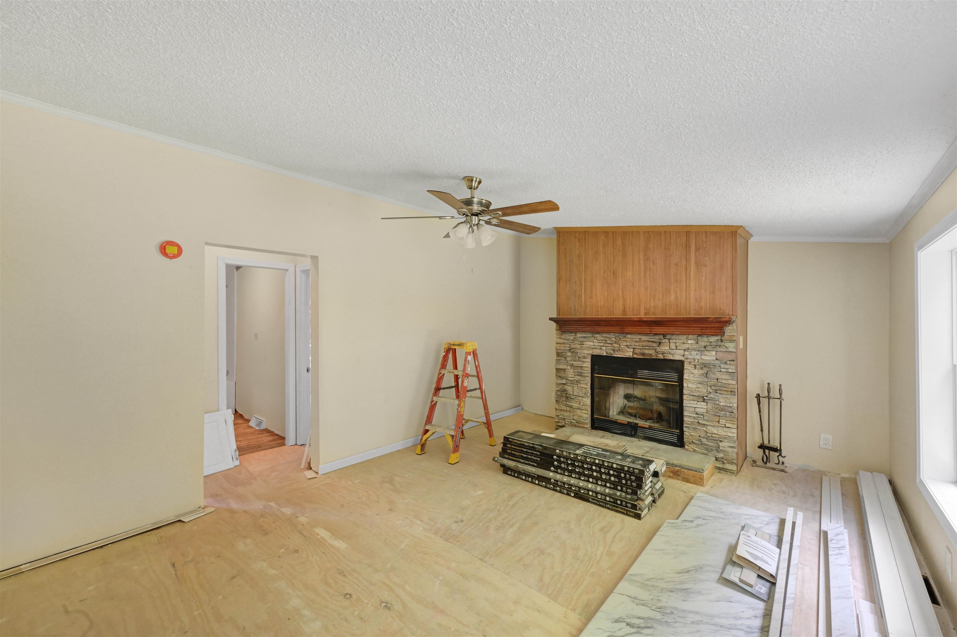 409 Seaver Road Williamstown, VT 05679 - Photo 8 of 32