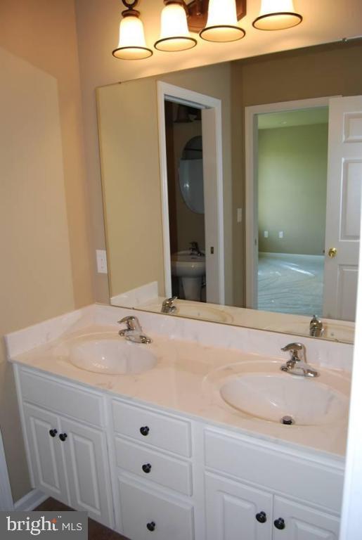 17 Vineyard Road, Unit 2 Christiana, PA 17509 - Photo 13 of 16 Gallery Image 13