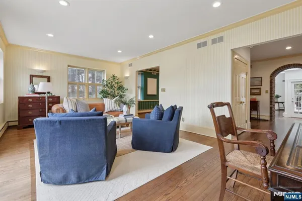 $1,495,000 | 167 Hobart Avenue, Short Hills, NJ 07078