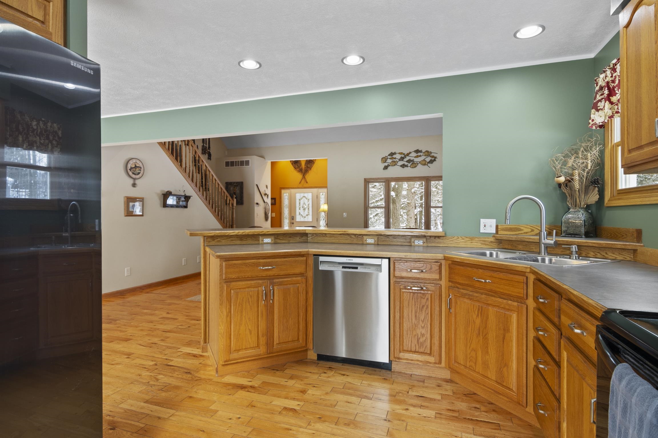 10019 Skiver Road Traverse City, MI 49685 - Photo 15 of 50