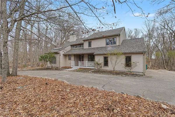 $949,900 | 26 Trout Brook Lane, Scituate, RI 02831