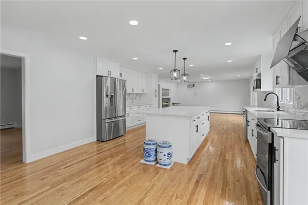 $949,900 | 26 Trout Brook Lane, Scituate, RI 02831
