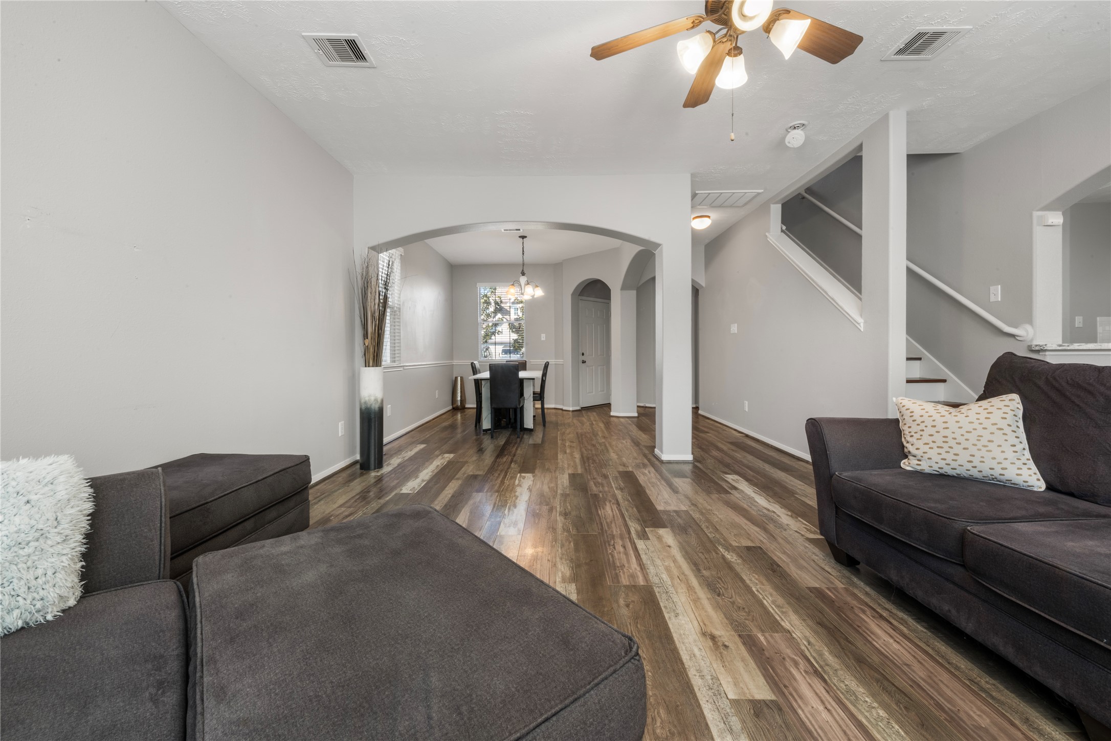 6354 Wilshire Ridge Houston, TX 77040 - Photo 4 of 21