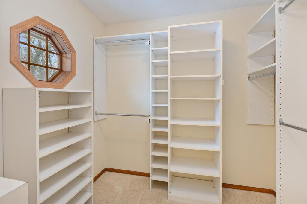 109 Interlachen Road Burnsville, MN 55306 - Photo 13 of 26 Gallery Image 13