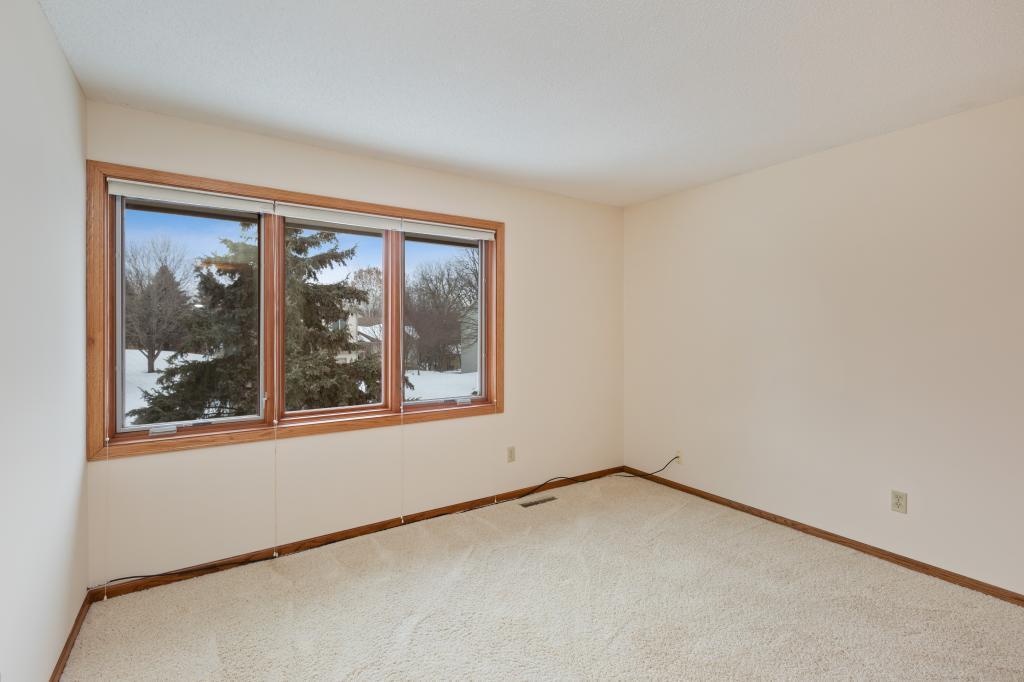 109 Interlachen Road Burnsville, MN 55306 - Photo 15 of 26 Gallery Image 15