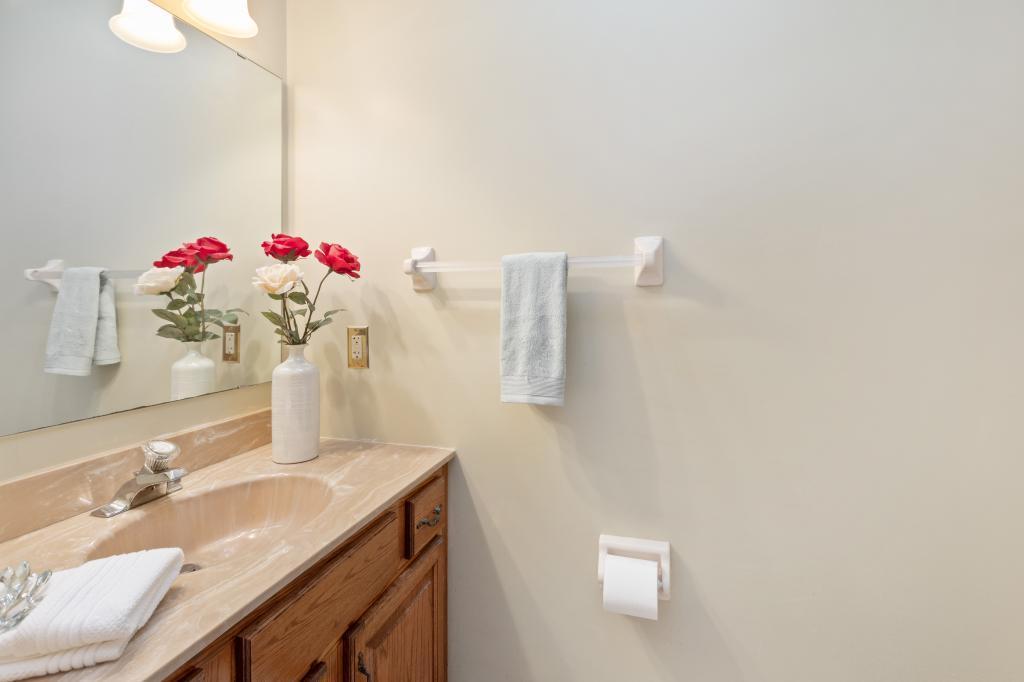 109 Interlachen Road Burnsville, MN 55306 - Photo 19 of 26 Gallery Image 19