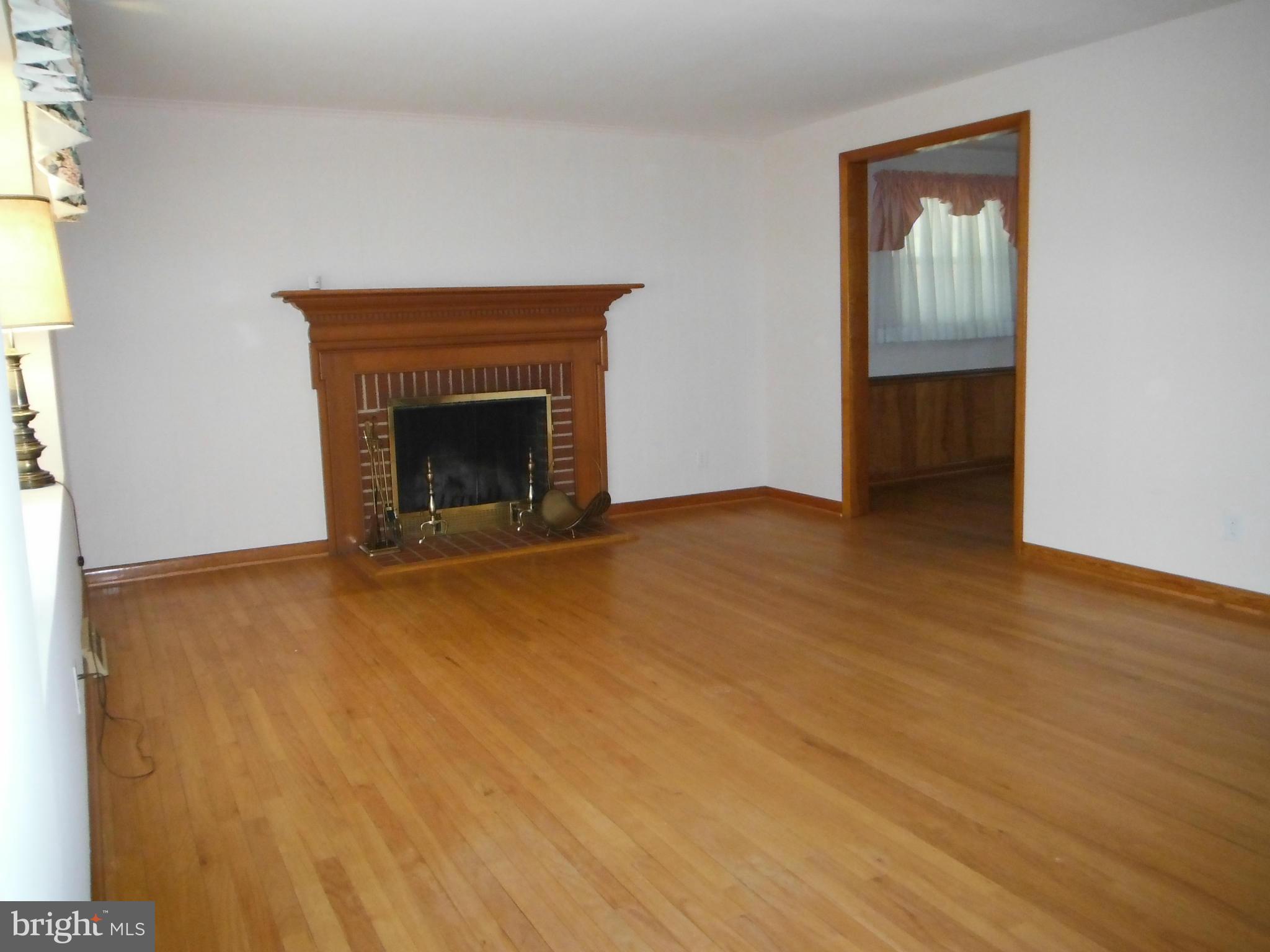 15 West Ring Factory Road Bel Air, MD 21014 - Photo 7 of 28 Living Room
