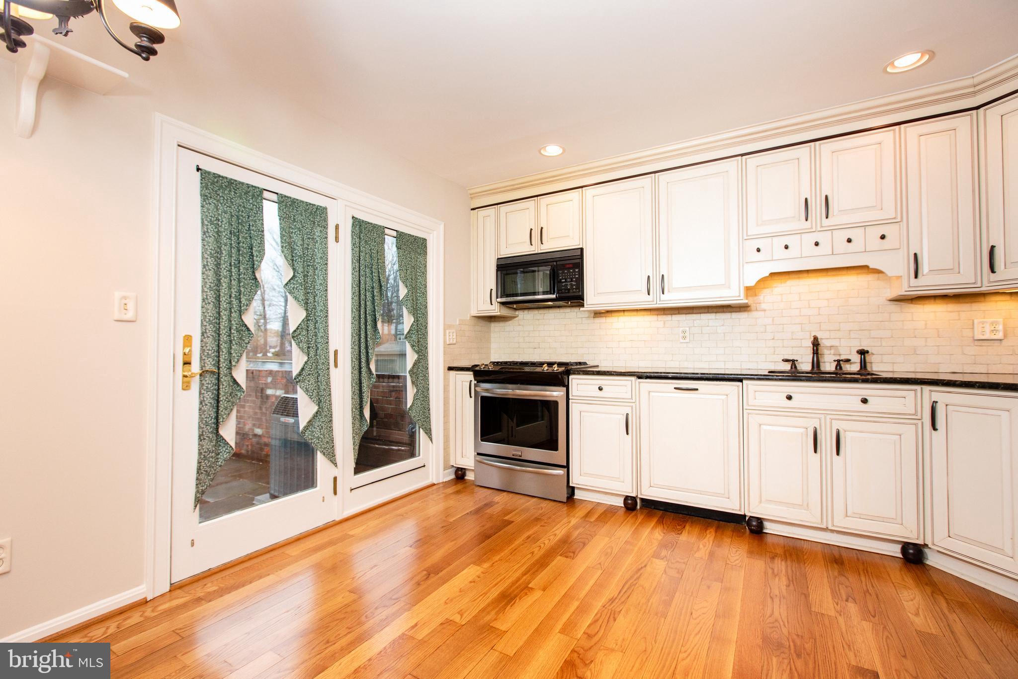 8428 Willow Forge Road Springfield, VA 22152 - Photo 11 of 44 Gallery Image 11
