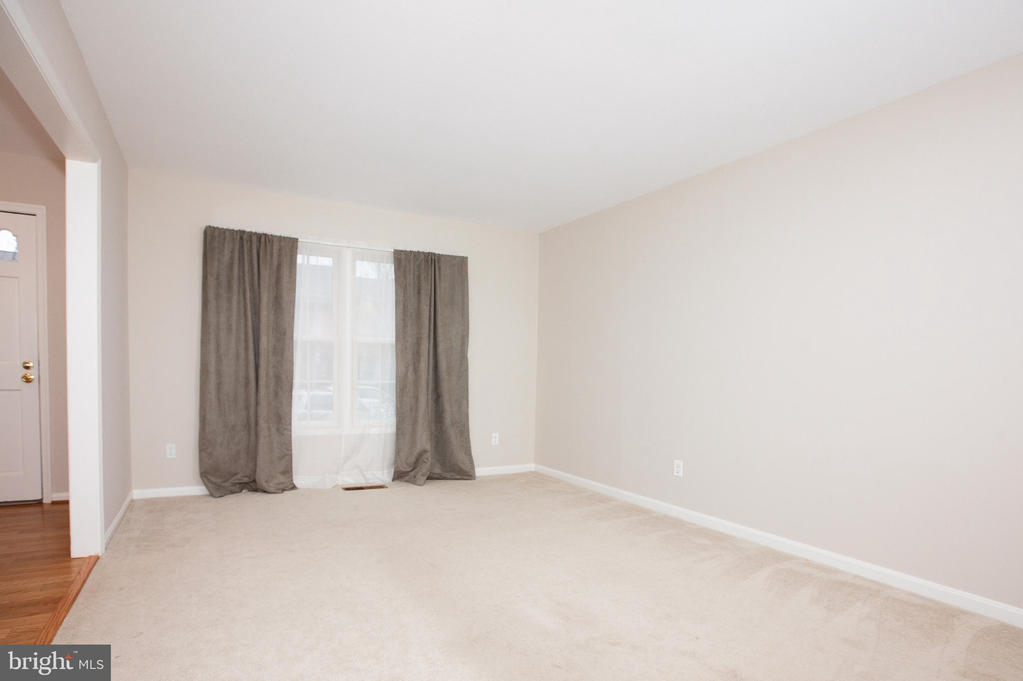 8428 Willow Forge Road Springfield, VA 22152 - Photo 5 of 44 Gallery Image 5