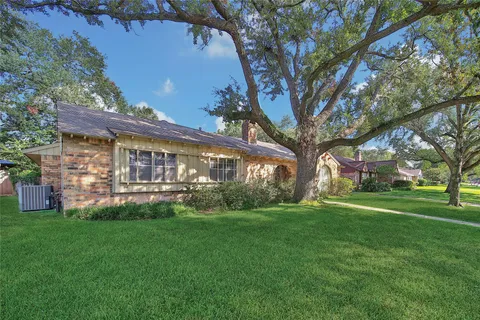 $450,000 | 2115 Lexford Lane, Houston, TX 77080