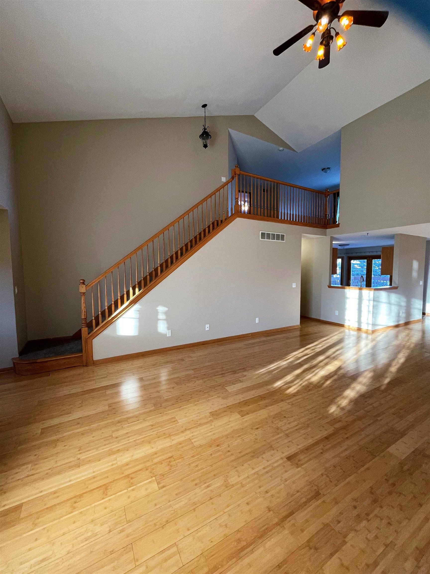 607 Riverbend Road Belvidere, IL 61008 - Photo 4 of 41 Gallery Image 4