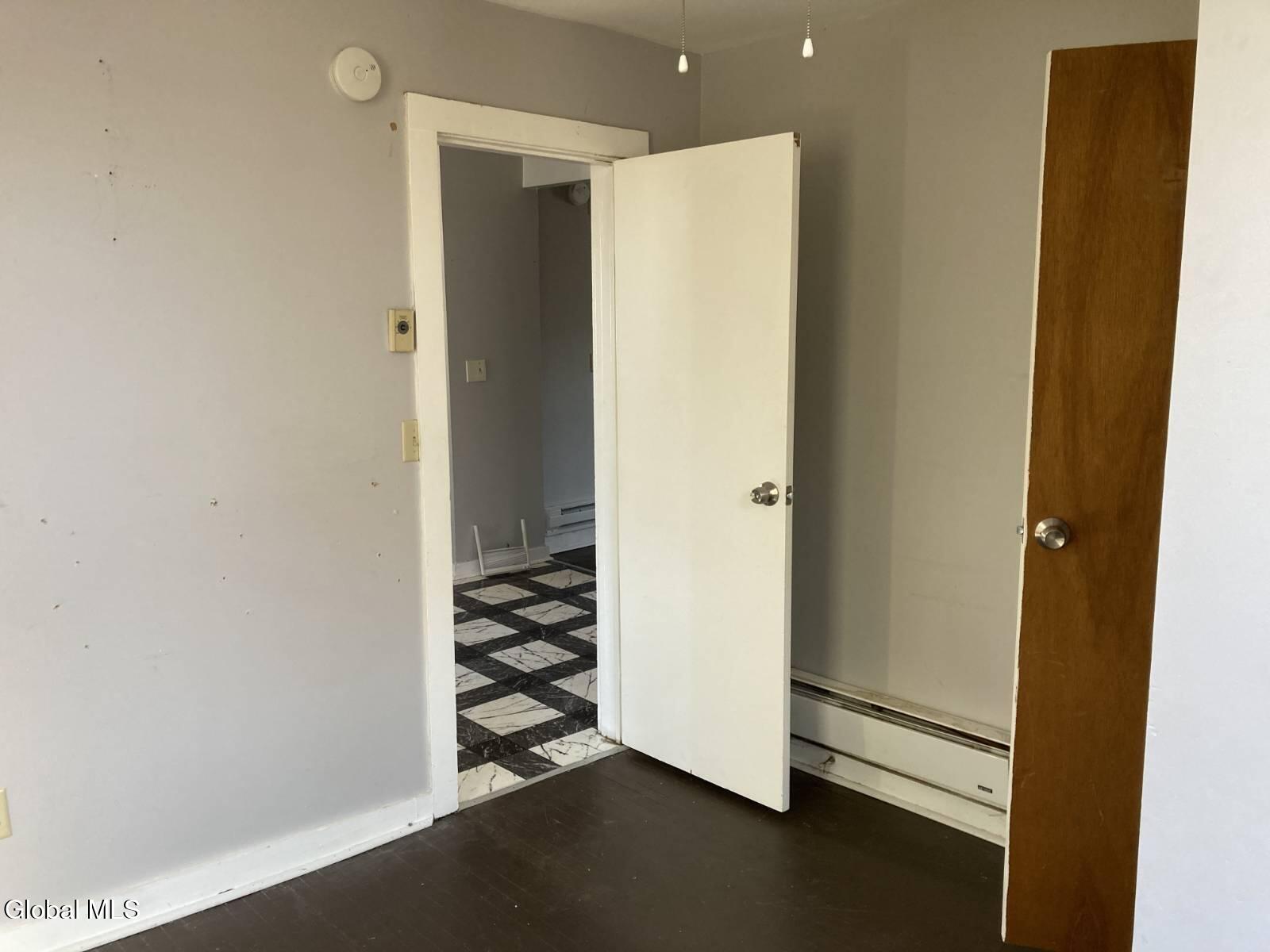 714 Union Street Schenectady, NY 12305 - Photo 14 of 28 714 #4-5