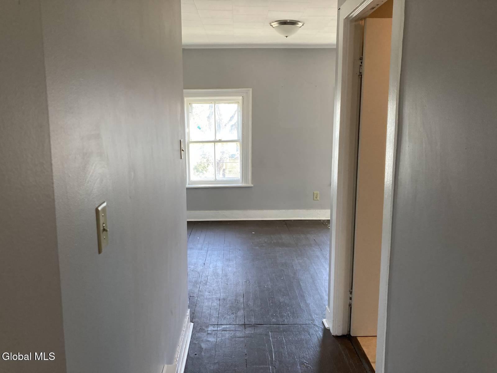 714 Union Street Schenectady, NY 12305 - Photo 16 of 28 714 #4-8