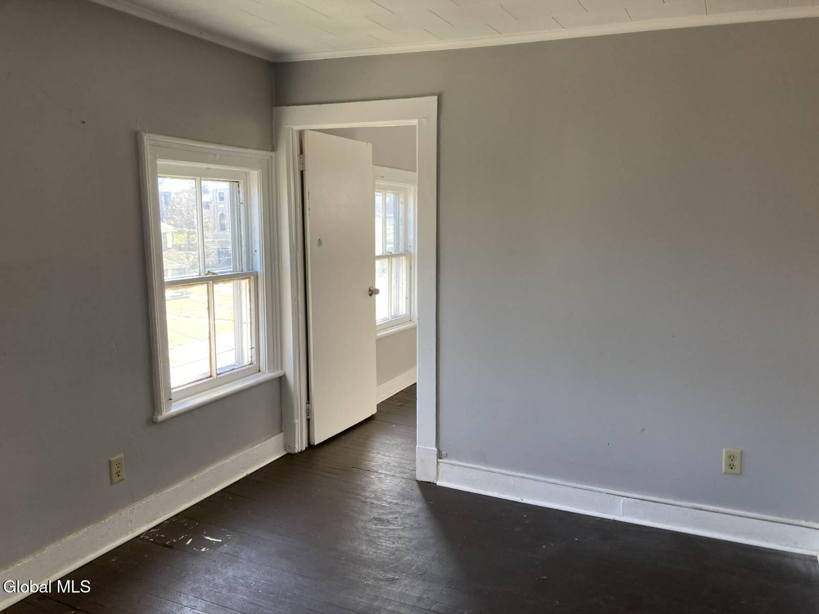 714 Union Street Schenectady, NY 12305 - Photo 17 of 28 714 #4-9