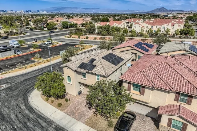 $645,000 | 674 Tremaine Court, Henderson, NV 89052
