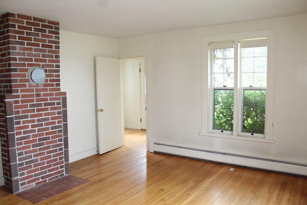 5 Wharf Road Penobscot, ME 04476 - Photo 16 of 35 Living Room towards front door