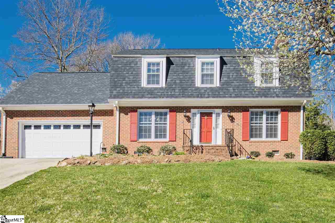 209 West Silverleaf Street Greer, SC 29650 - Photo 1 of 34 Gallery Image 1