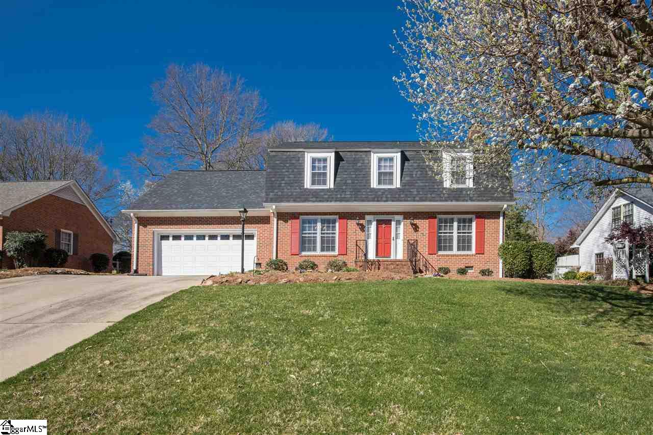 209 West Silverleaf Street Greer, SC 29650 - Photo 2 of 34 Gallery Image 2