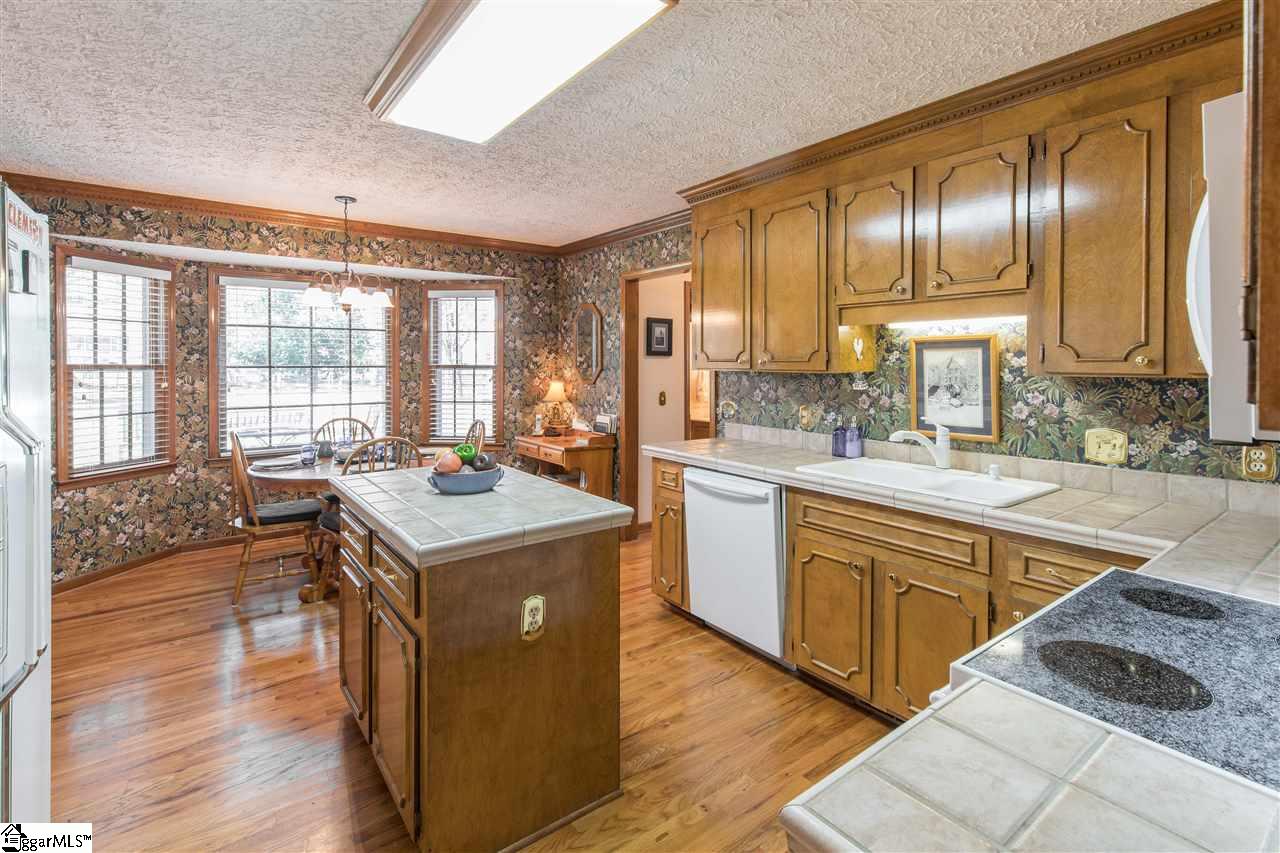 209 West Silverleaf Street Greer, SC 29650 - Photo 11 of 34 Gallery Image 11