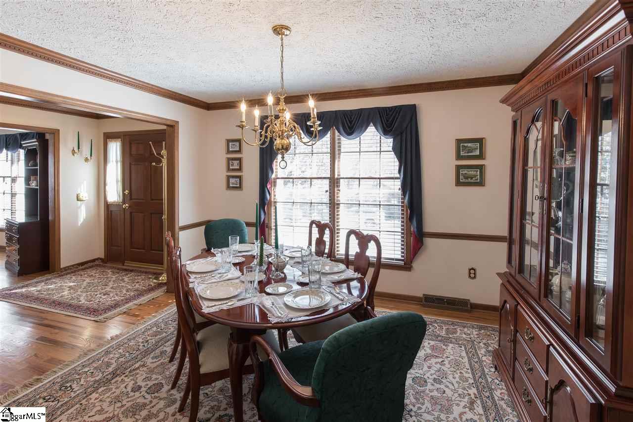 209 West Silverleaf Street Greer, SC 29650 - Photo 7 of 34 Gallery Image 7