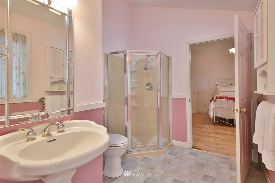 4892 Maple Cove Road Langley, WA 98260 - Photo 16 of 39 Gallery Image 16