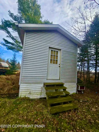 $319,000 | 4080 Highway 115, Blakeslee, PA 18610