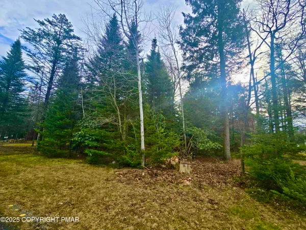 $319,000 | 4080 Highway 115, Blakeslee, PA 18610