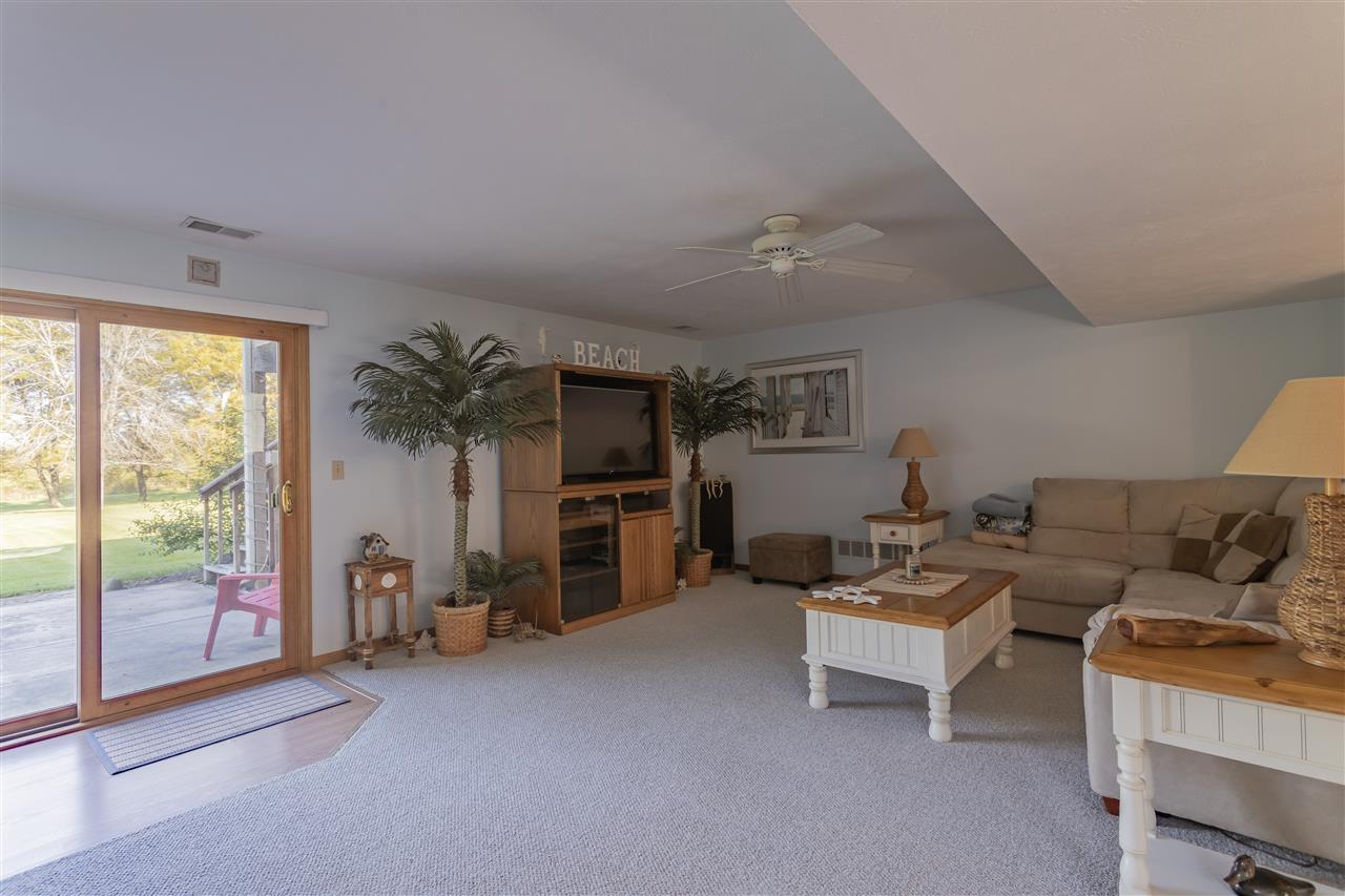43 King Henry Road Southeast Poplar Grove, IL 61065 - Photo 13 of 35 Gallery Image 13