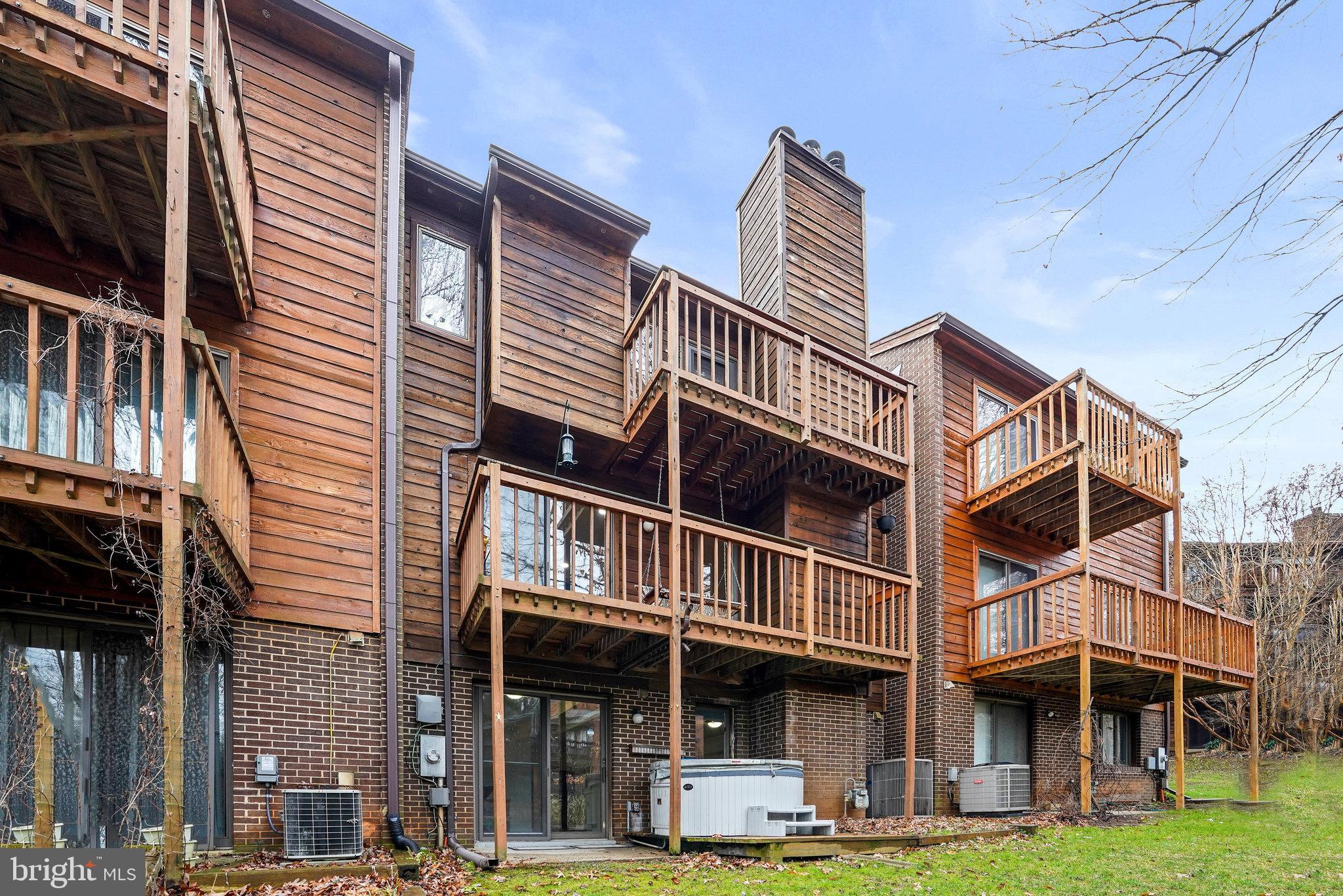 2247 Cedar Cove Court Reston, VA 20191 - Photo 38 of 46 Rear Exterior