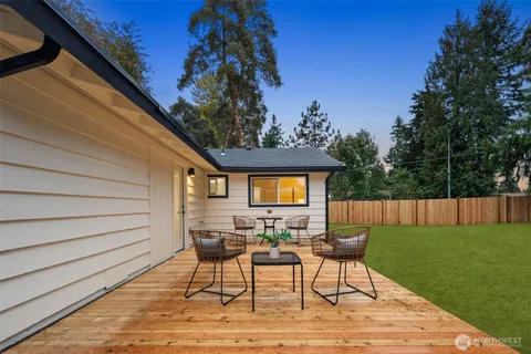 $1,139,999 | 10459 Northeast 142nd Street, Kirkland, WA 98034