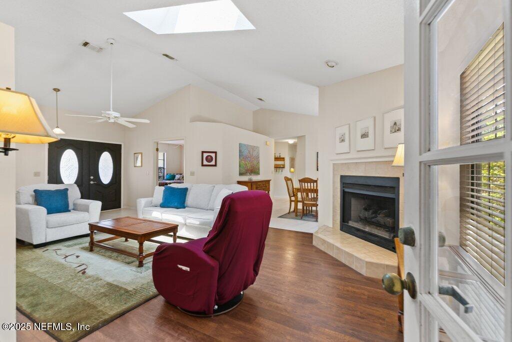 511 Valley Forge Road East Neptune Beach, FL 32266 - Photo 13 of 56 021-511ValleyForgeRoadEast-NeptuneBeach-