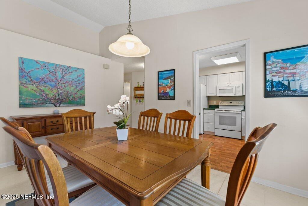 511 Valley Forge Road East Neptune Beach, FL 32266 - Photo 17 of 56 017-511ValleyForgeRoadEast-NeptuneBeach-