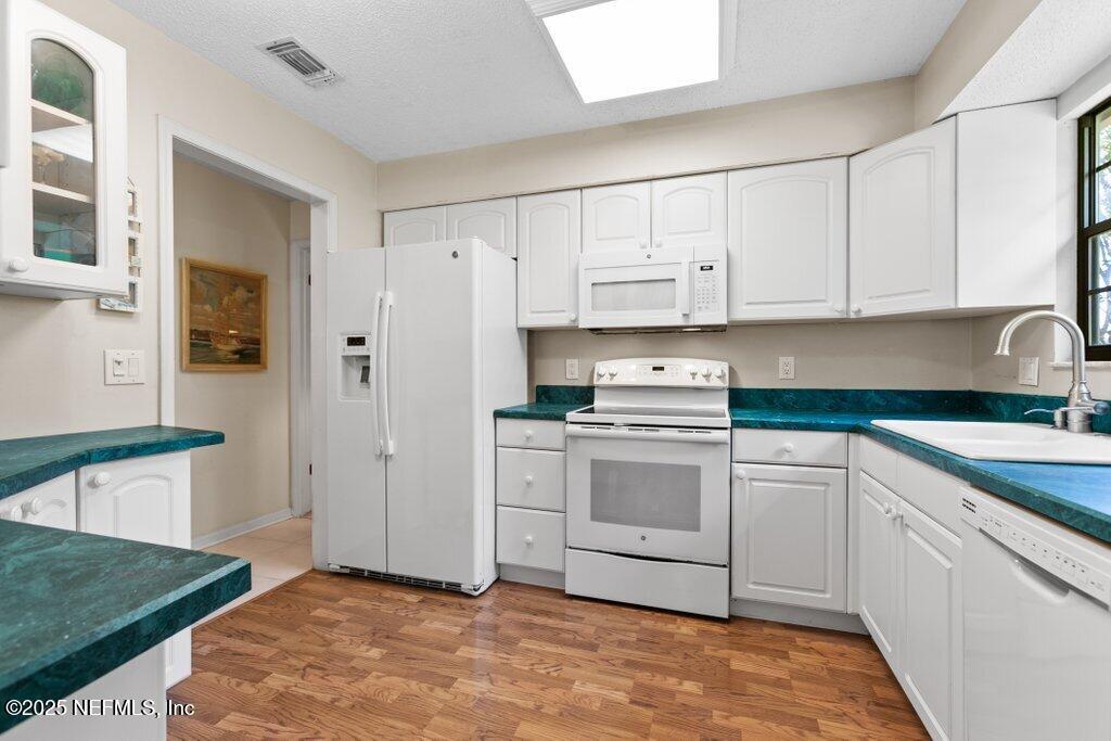 511 Valley Forge Road East Neptune Beach, FL 32266 - Photo 18 of 56 034-511ValleyForgeRoadEast-NeptuneBeach-