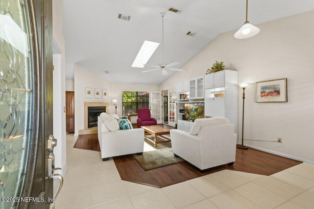 511 Valley Forge Road East Neptune Beach, FL 32266 - Photo 9 of 56 010-511ValleyForgeRoadEast-NeptuneBeach-