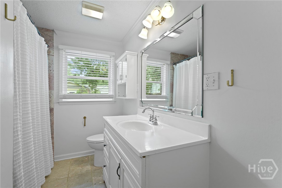 218 East 65th Street Savannah, GA 31405 - Photo 21 of 45