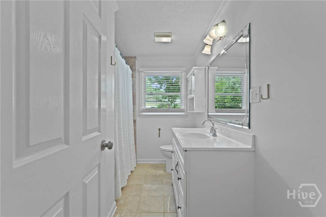 218 East 65th Street Savannah, GA 31405 - Photo 22 of 45