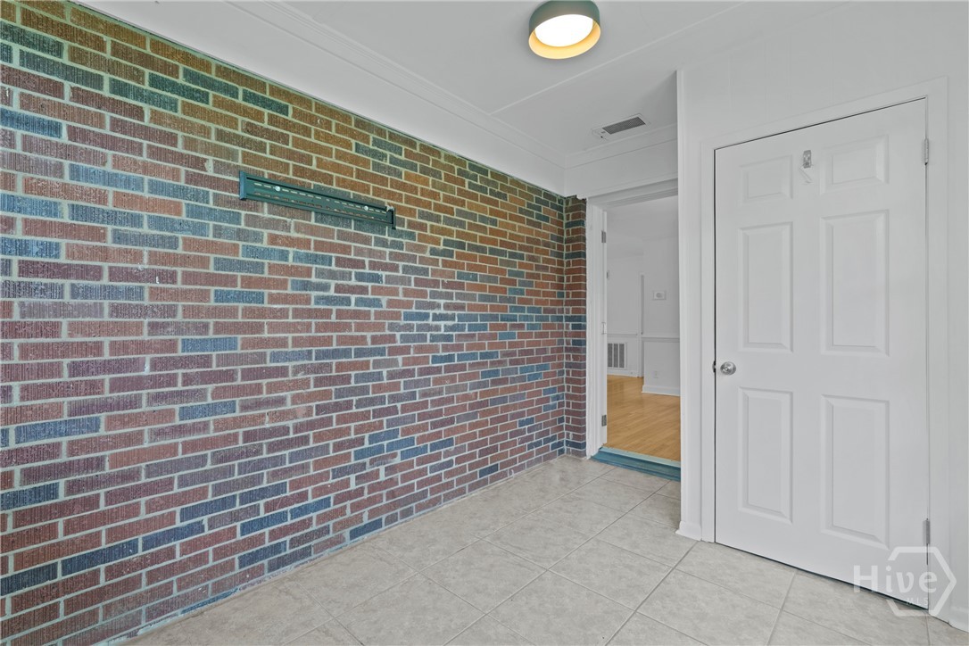 218 East 65th Street Savannah, GA 31405 - Photo 27 of 45