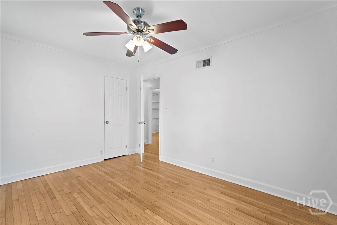 218 East 65th Street Savannah, GA 31405 - Photo 32 of 45