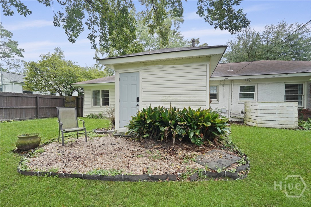 218 East 65th Street Savannah, GA 31405 - Photo 42 of 45