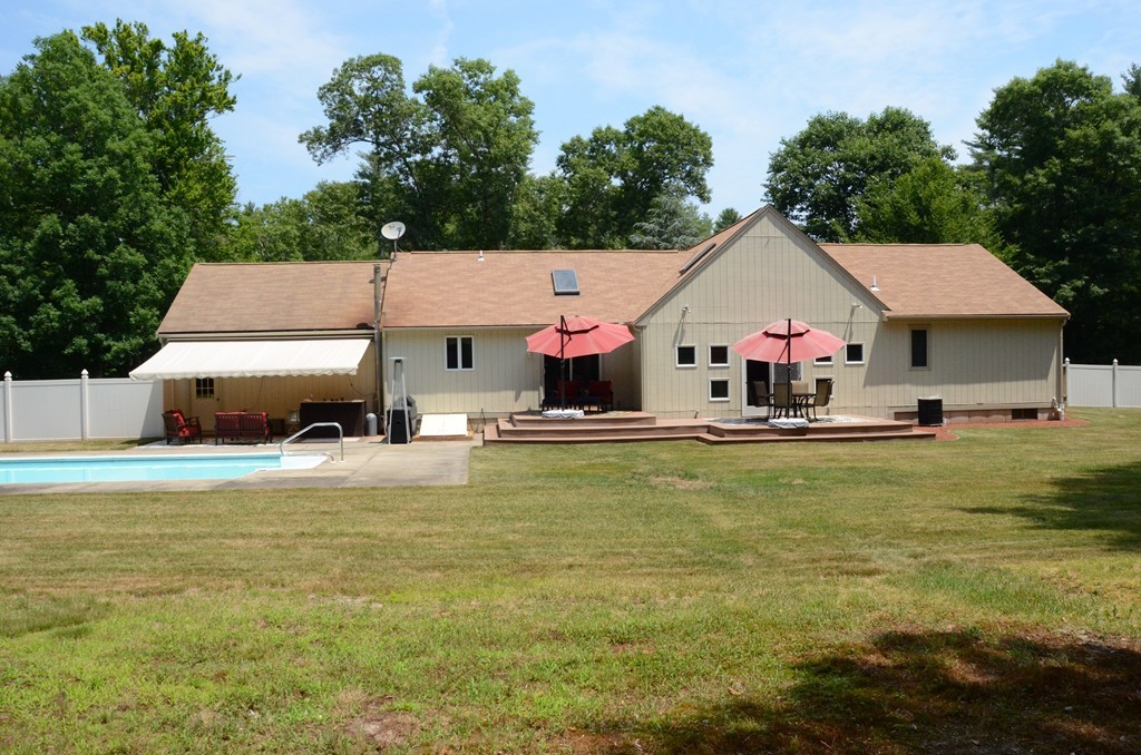 38 Hunters Ridge Road Middleboro, MA 02346 - Photo 8 of 25