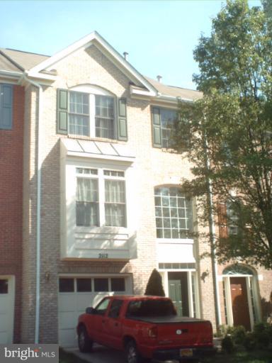 Exterior (Front)