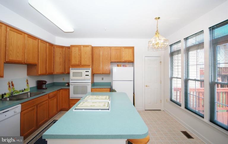 2112 Elm Tree Lane Silver Spring, MD 20906 - Photo 13 of 24 Kitchen