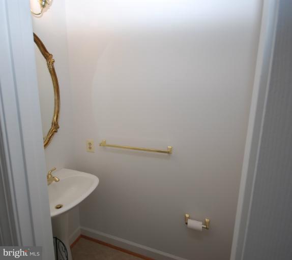 2112 Elm Tree Lane Silver Spring, MD 20906 - Photo 14 of 24 Bath