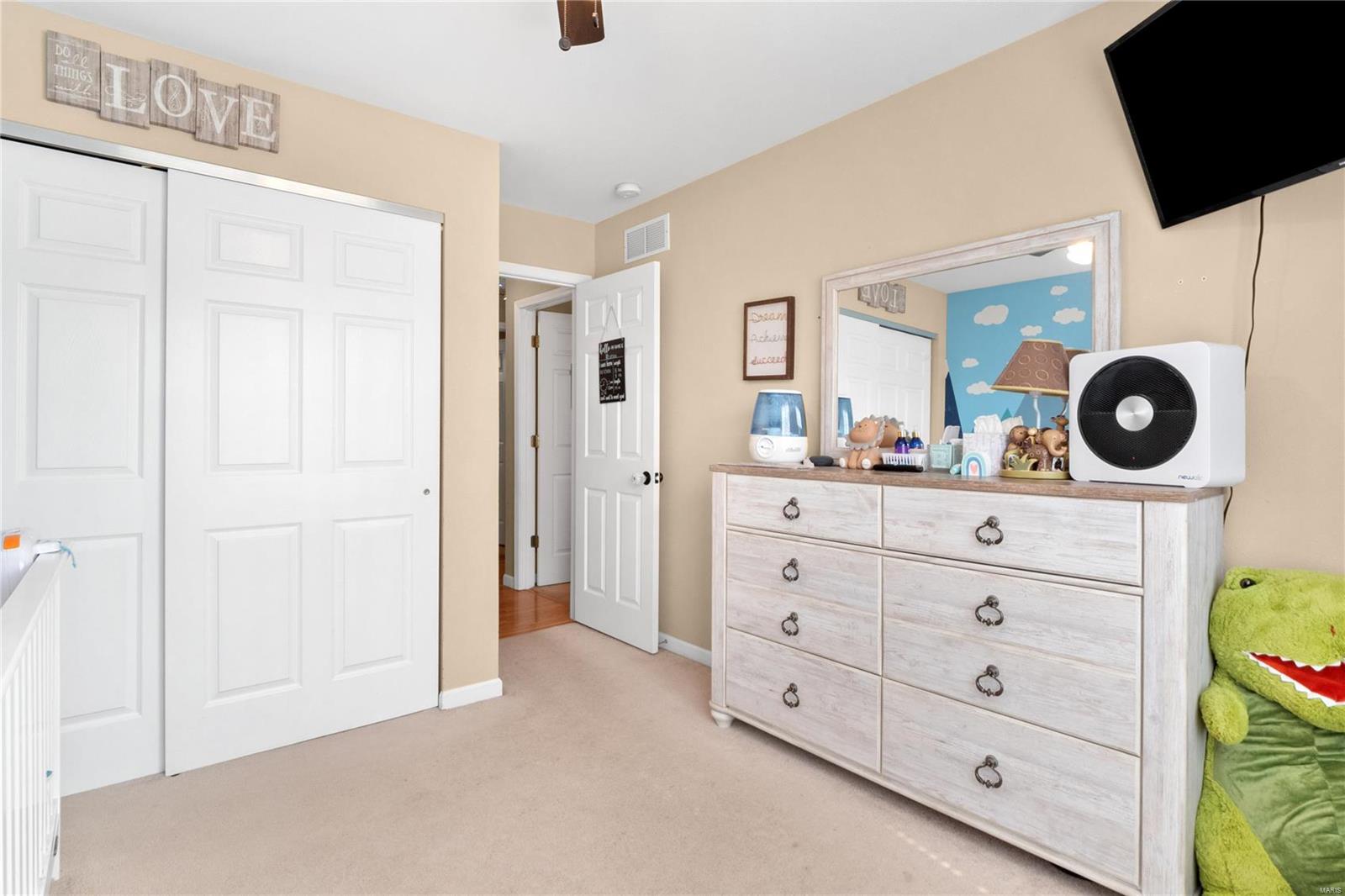 5 Pinebrooke Troy, IL 62294 - Photo 14 of 27