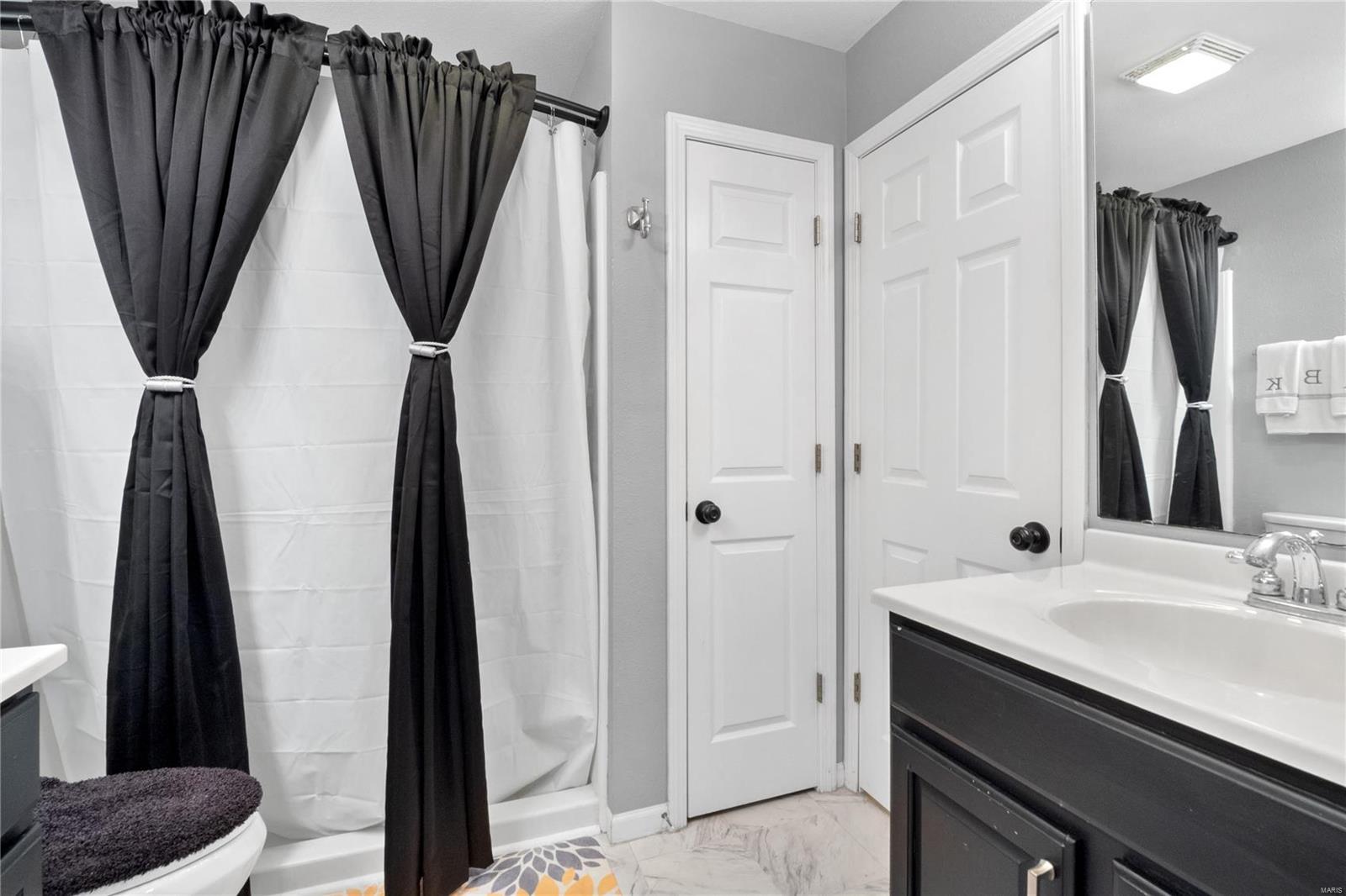 5 Pinebrooke Troy, IL 62294 - Photo 19 of 27