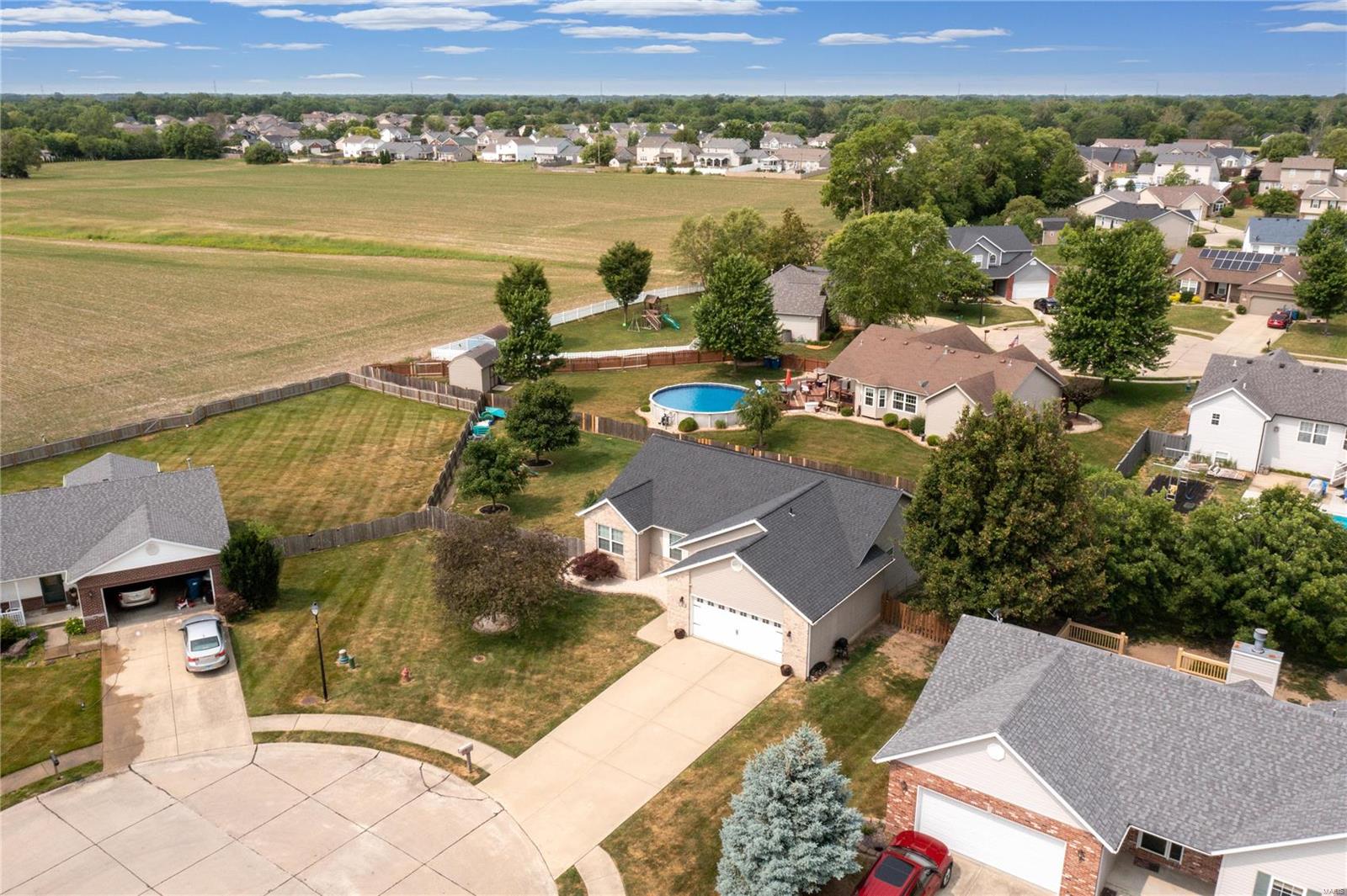 5 Pinebrooke Troy, IL 62294 - Photo 4 of 27