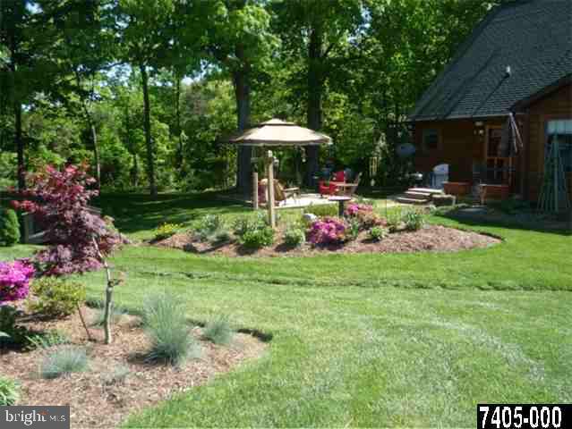 1135 Ridge Road Gettysburg, PA 17325 - Photo 4 of 25 Gallery Image 4