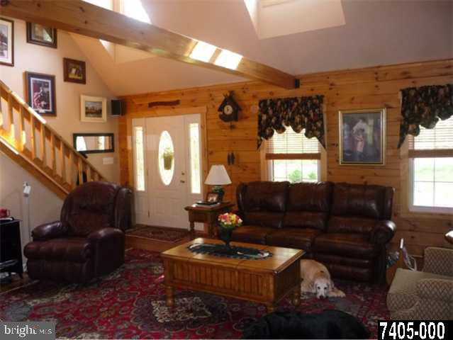 1135 Ridge Road Gettysburg, PA 17325 - Photo 5 of 25 Gallery Image 5