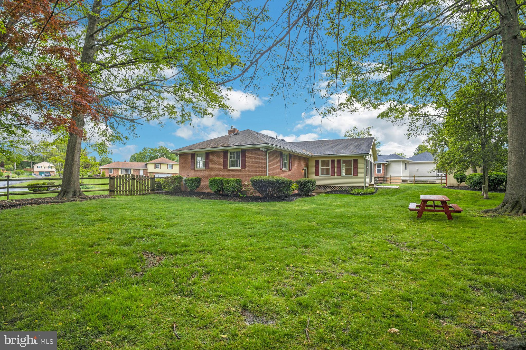 18908 Willow Grove Road Olney, MD 20832 - Photo 33 of 33 Spacious Backyard!